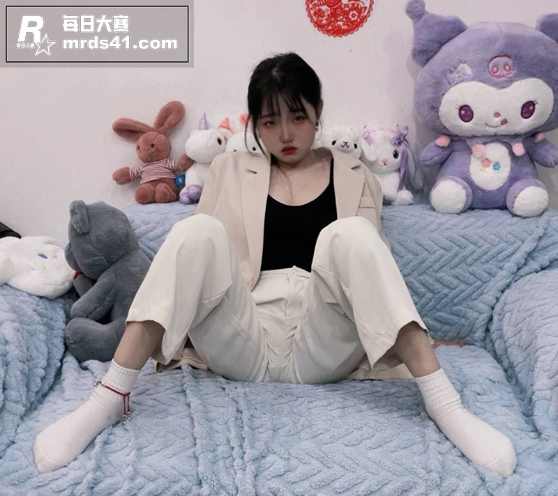 大四学生妹私密视频流相关图片5