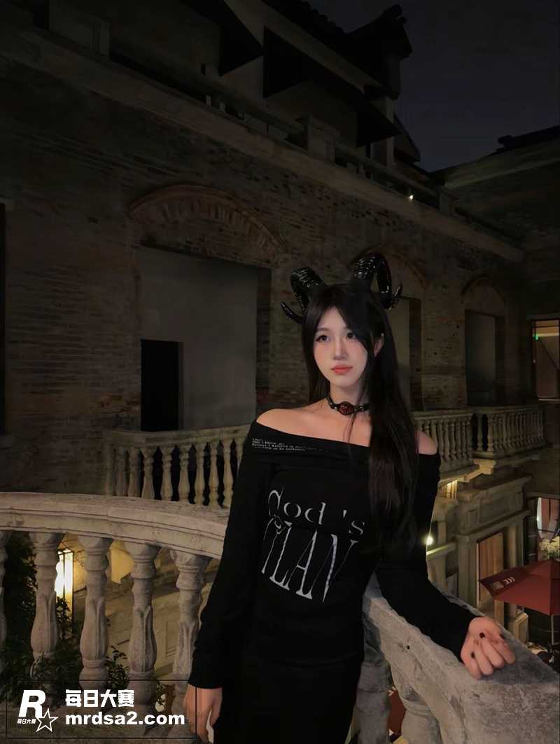 江苏南京巨乳嫩妹 王相关图片3