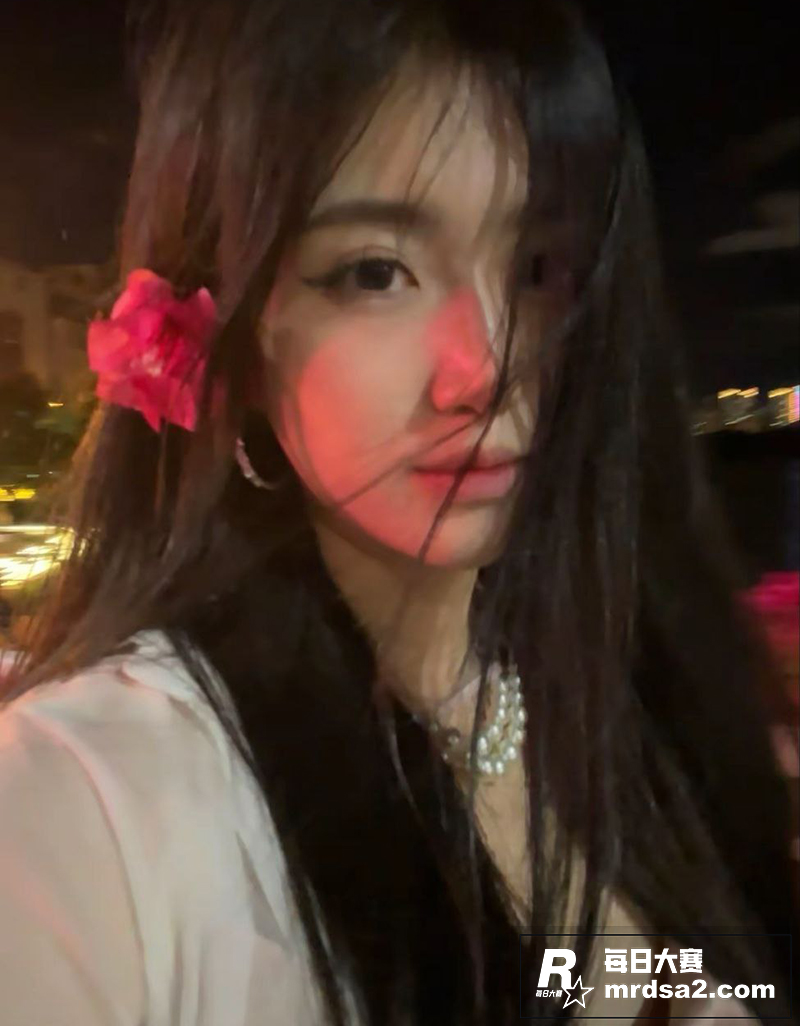 江苏南京巨乳嫩妹 王相关图片5