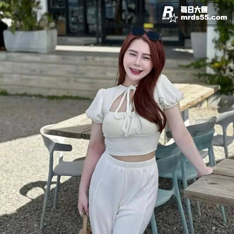 高颜值网红女神 洪七相关图片4