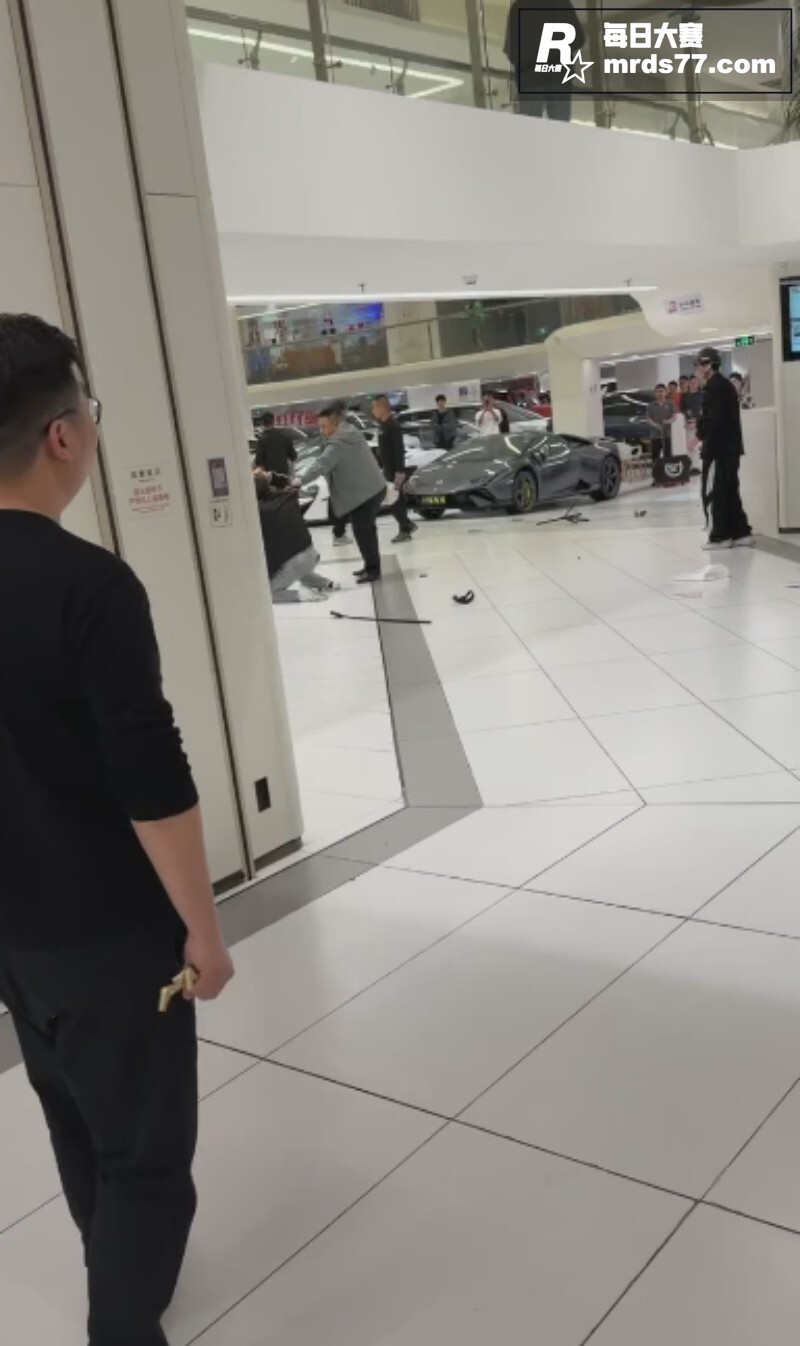 深圳罗湖法拉利事件 相关图片7
