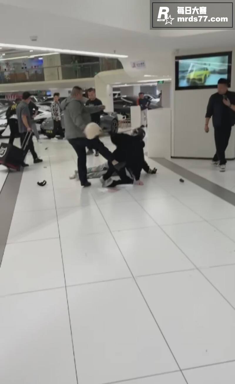 深圳罗湖法拉利事件 相关图片10