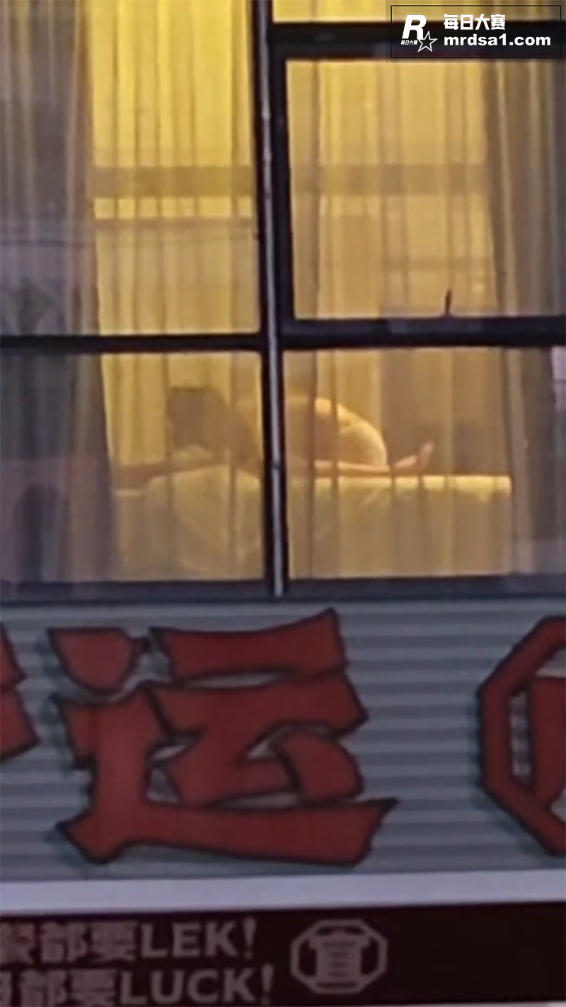 酒店做爱不拉窗帘 路相关图片3