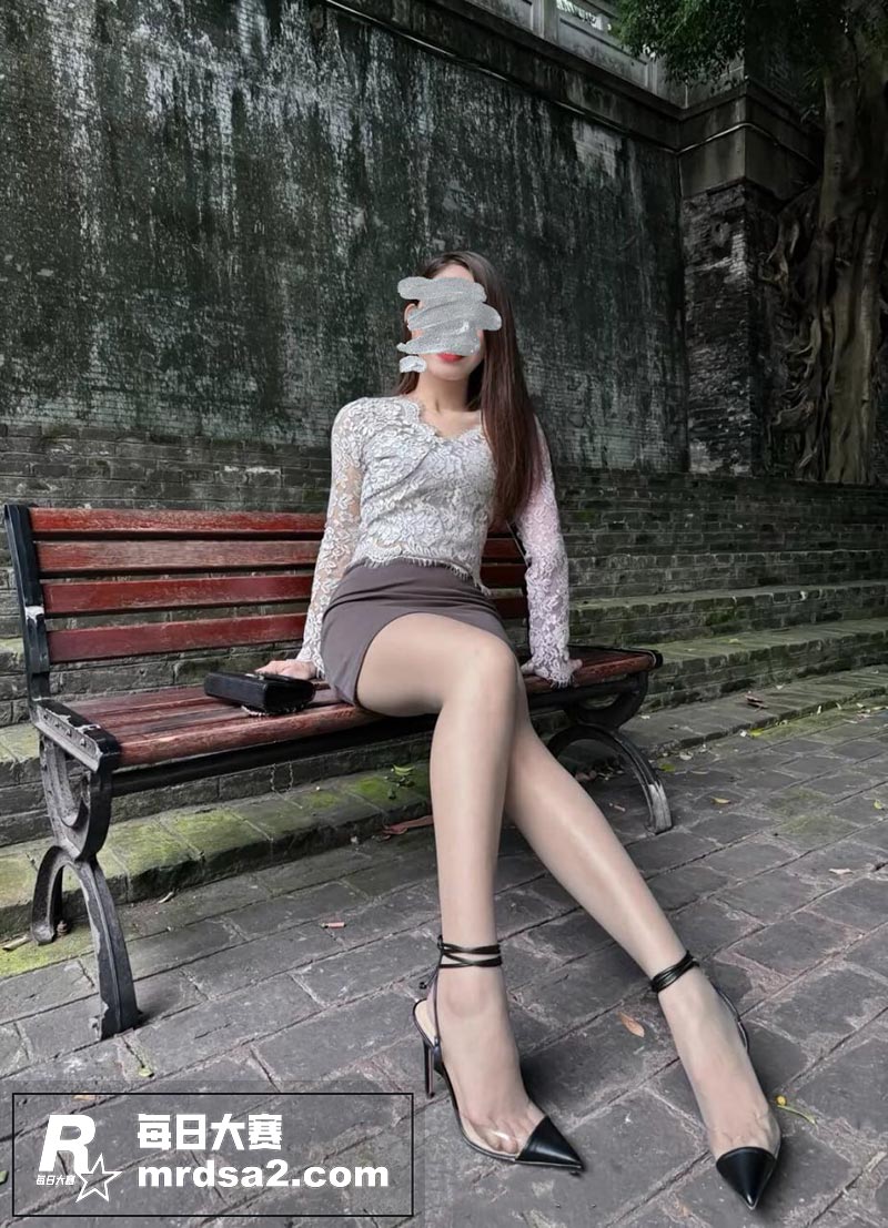 推特极品淫妻 迷雾夫相关图片2