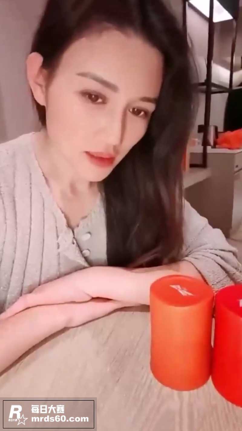极品小姨子勾引醉酒姐相关图片1