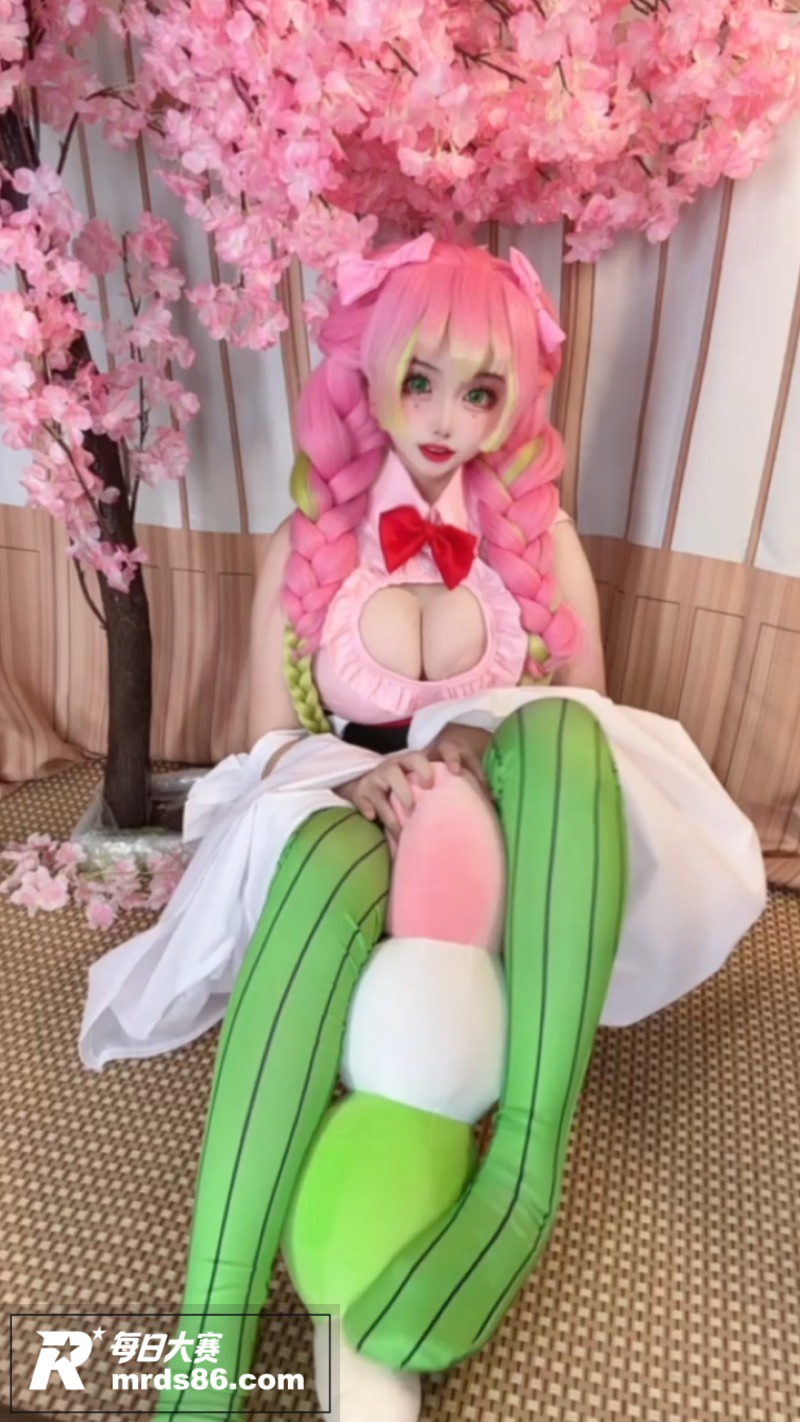 推特巨乳福利姬 香草相关图片7