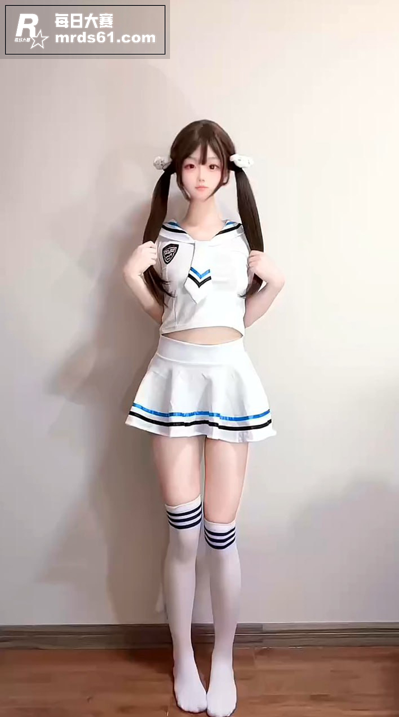 推特高颜值福利姬 希相关图片1