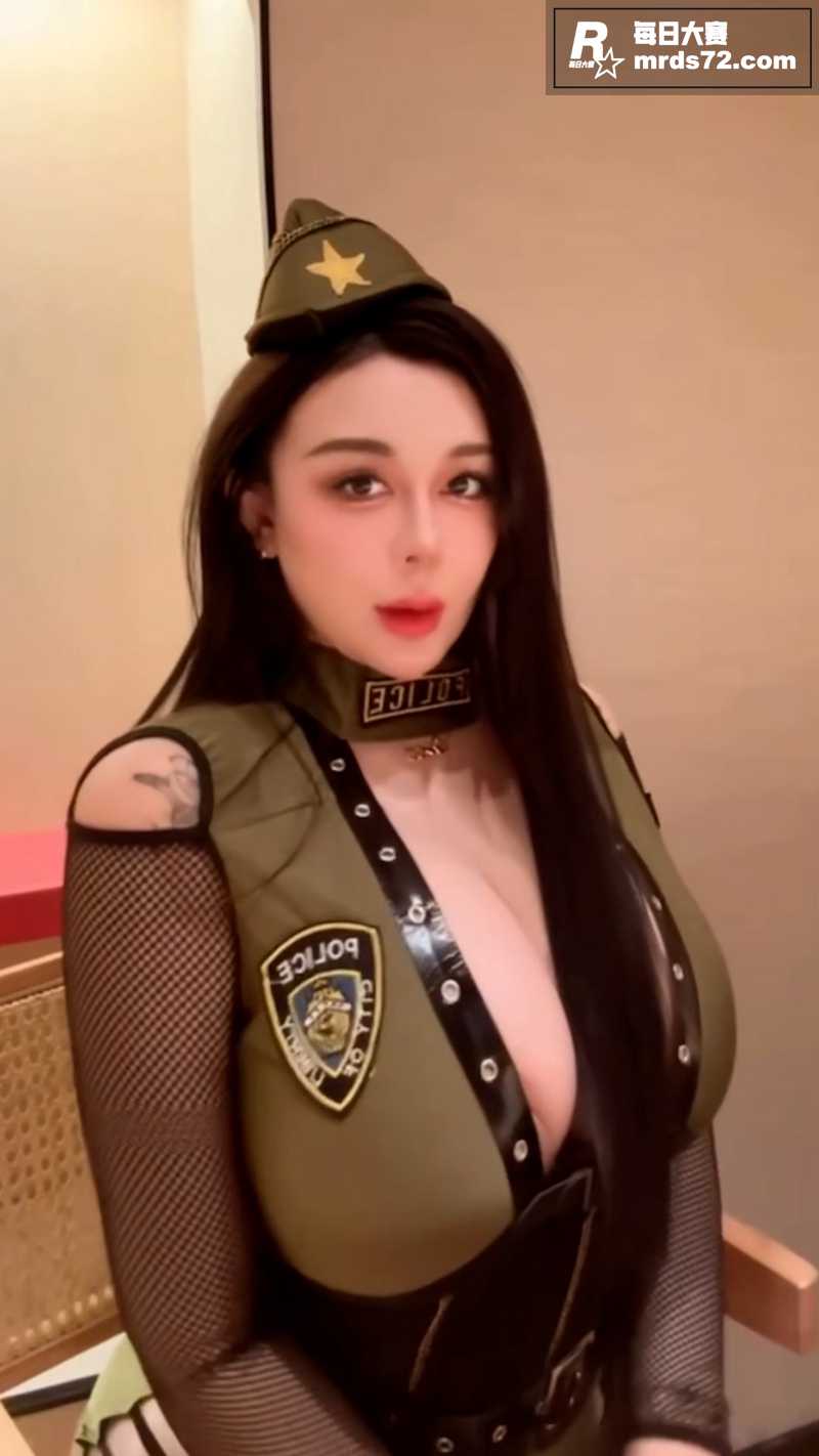 抖音顶级BBW尤物 相关图片1