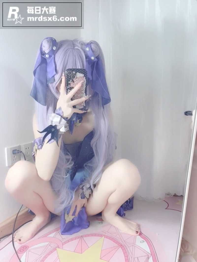 推特极品白虎少女福利相关图片5