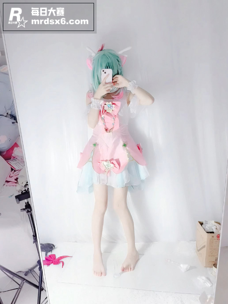推特极品白虎少女福利相关图片6