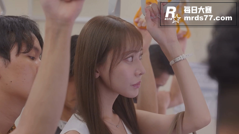 日本顶级人气女优 枫相关图片1