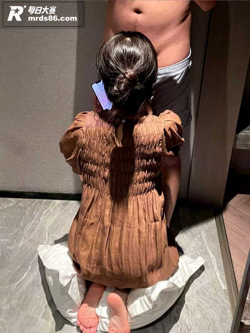 山东反差女秘书 周丽相关图片5
