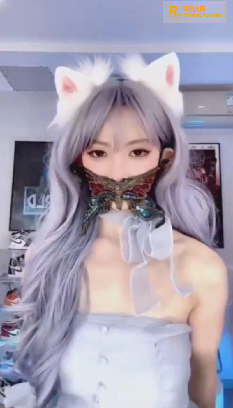 抖音高颜美腿女神 一相关图片4