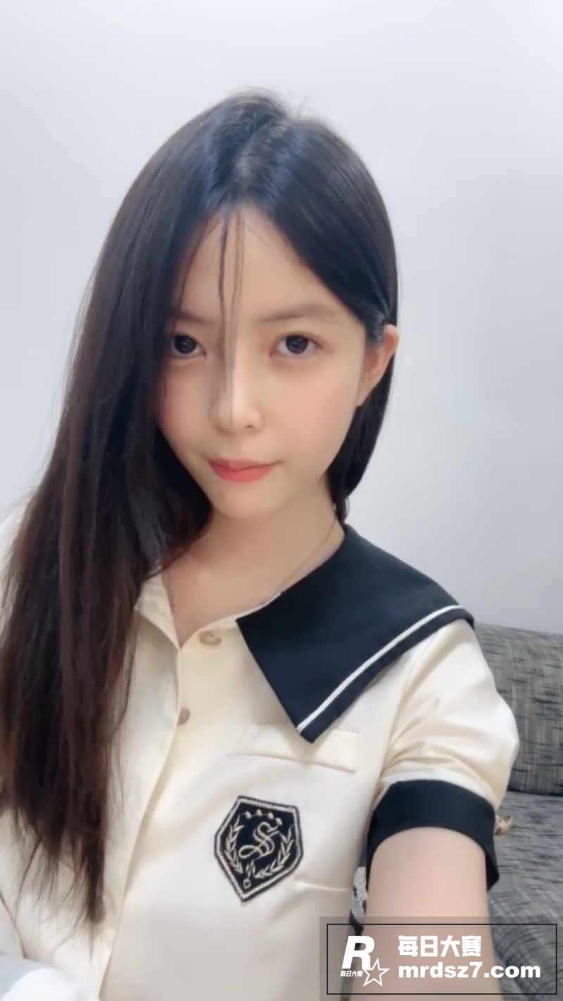 超高颜值嫩妹 混社会相关图片1