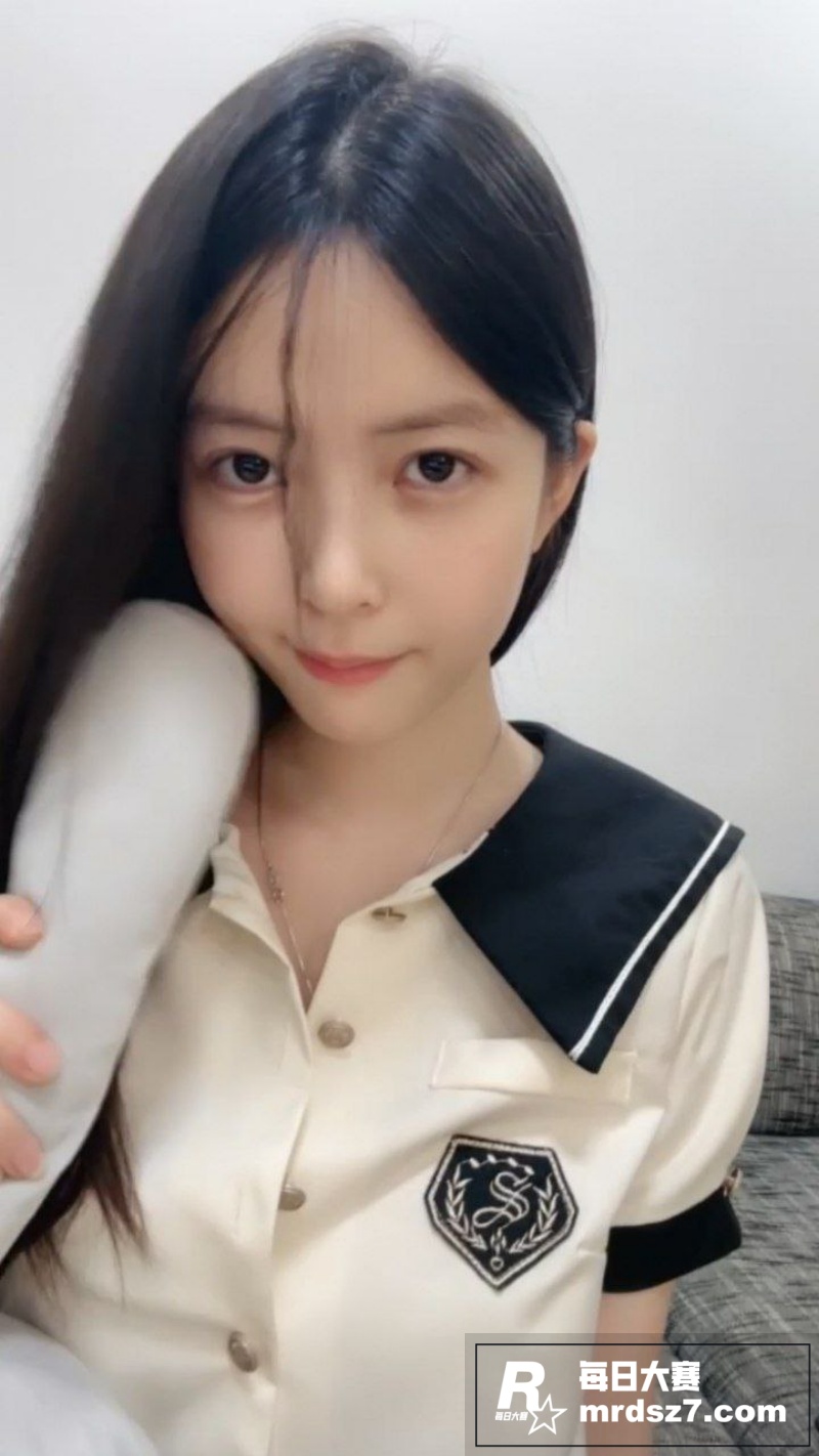 超高颜值嫩妹 混社会相关图片4