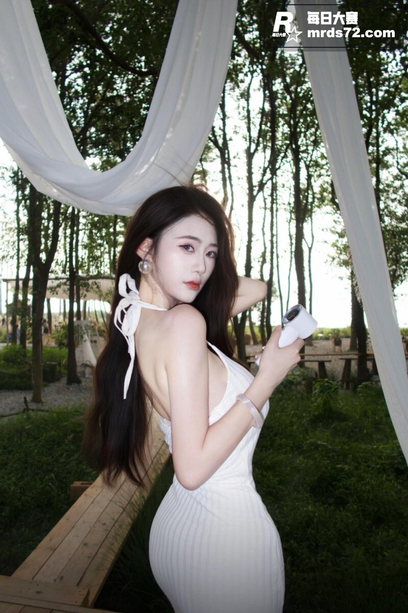 抖音网红女神 我吃小相关图片6