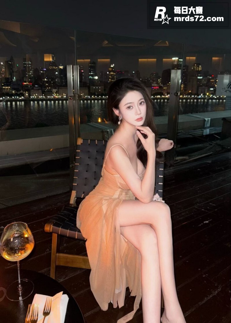 抖音网红女神 我吃小相关图片13