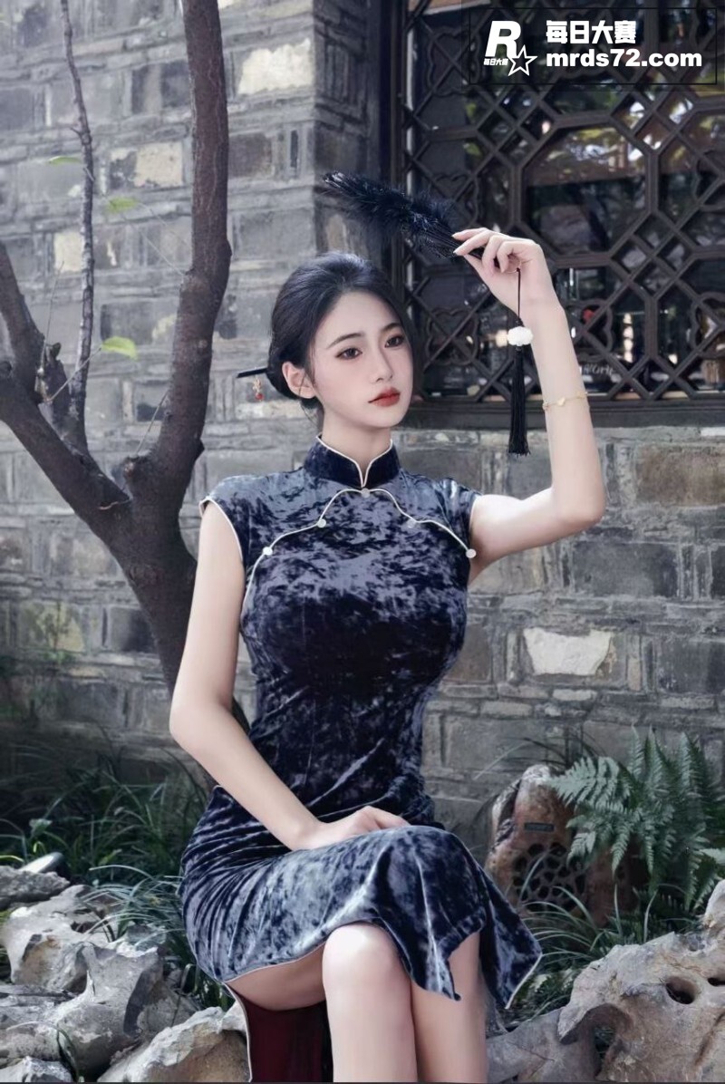 抖音网红女神 我吃小相关图片17