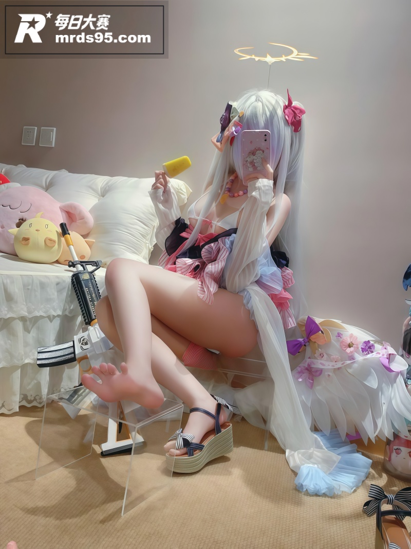 推特极品萝莉福利姬 相关图片4