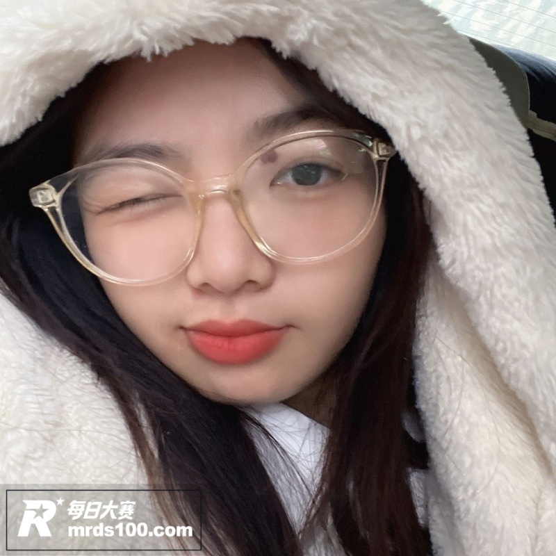 广西02年眼镜妹 梁相关图片2 广西02年眼镜妹 梁相关图片2