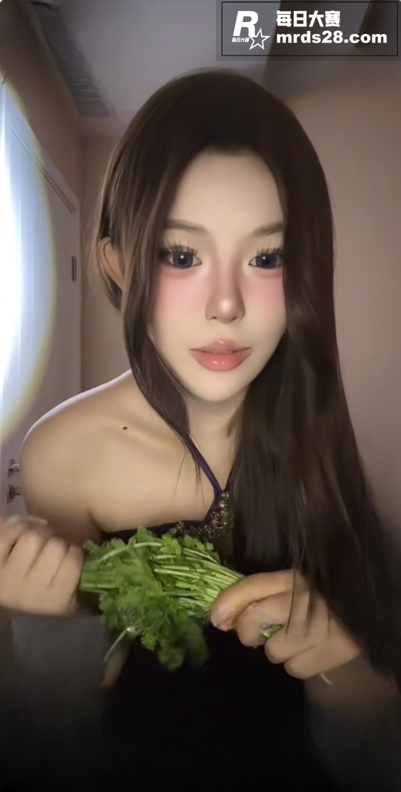 抖音颜值御姐网红 枭相关图片2