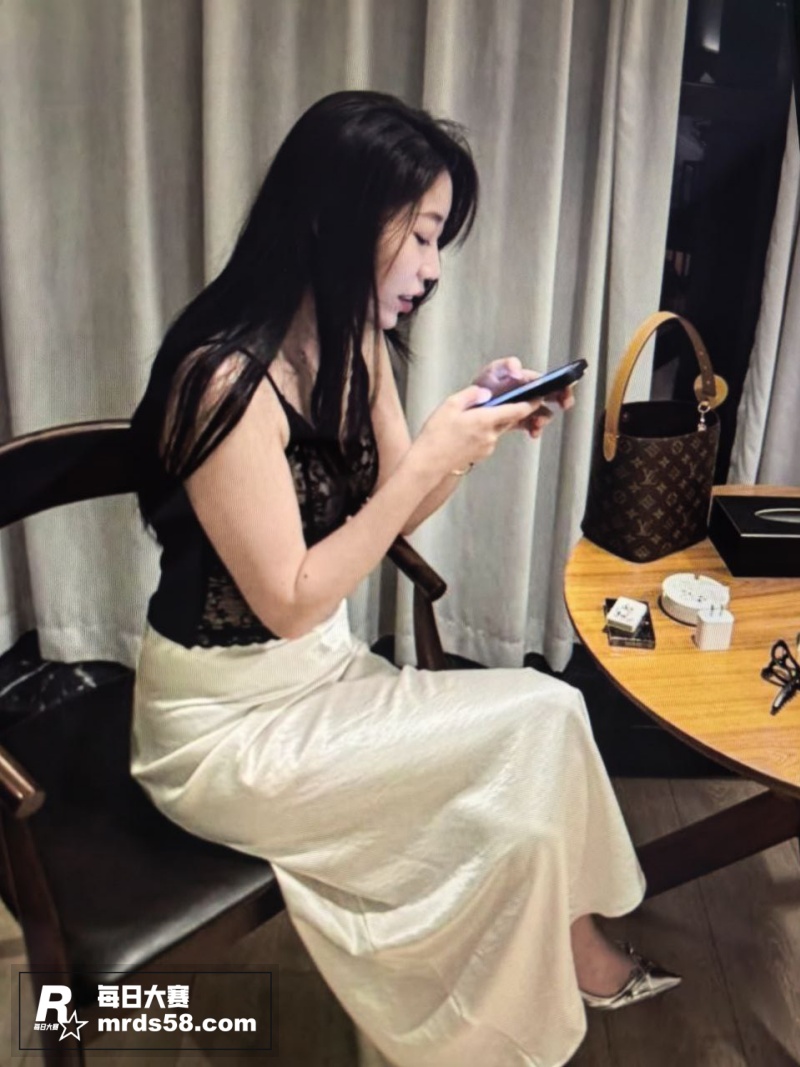 天津职场女强人 赵薇相关图片2