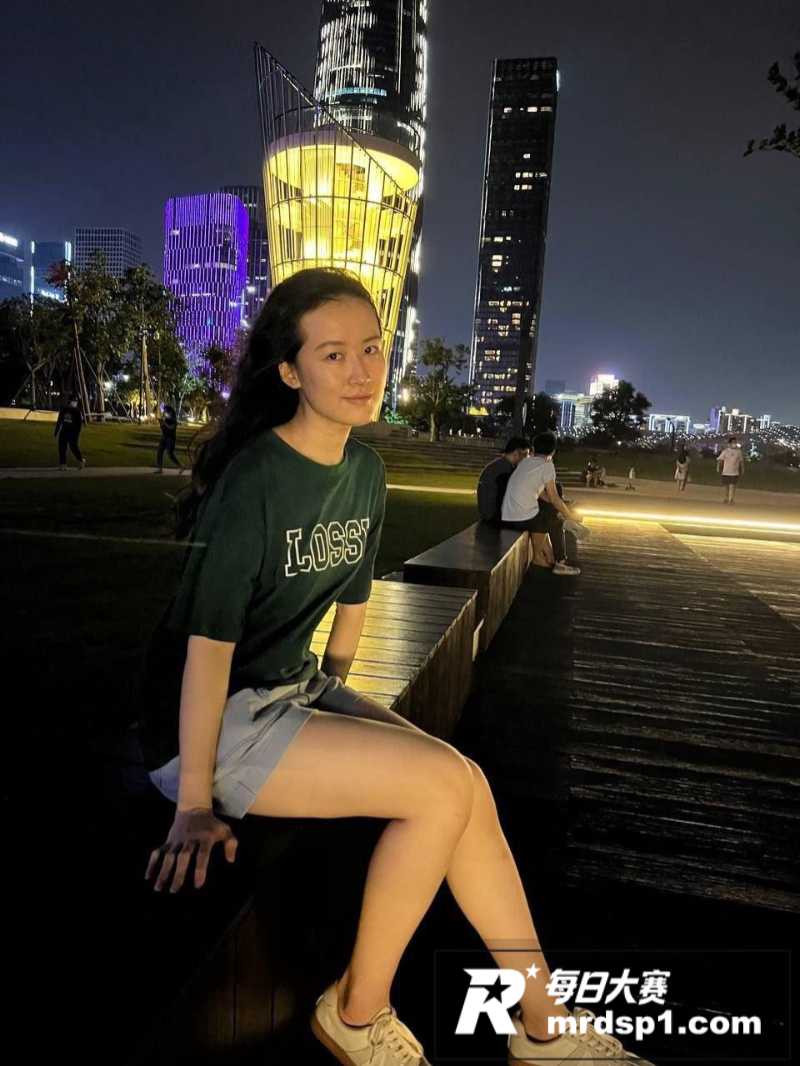 极品反差高颜值陈小漠相关图片6