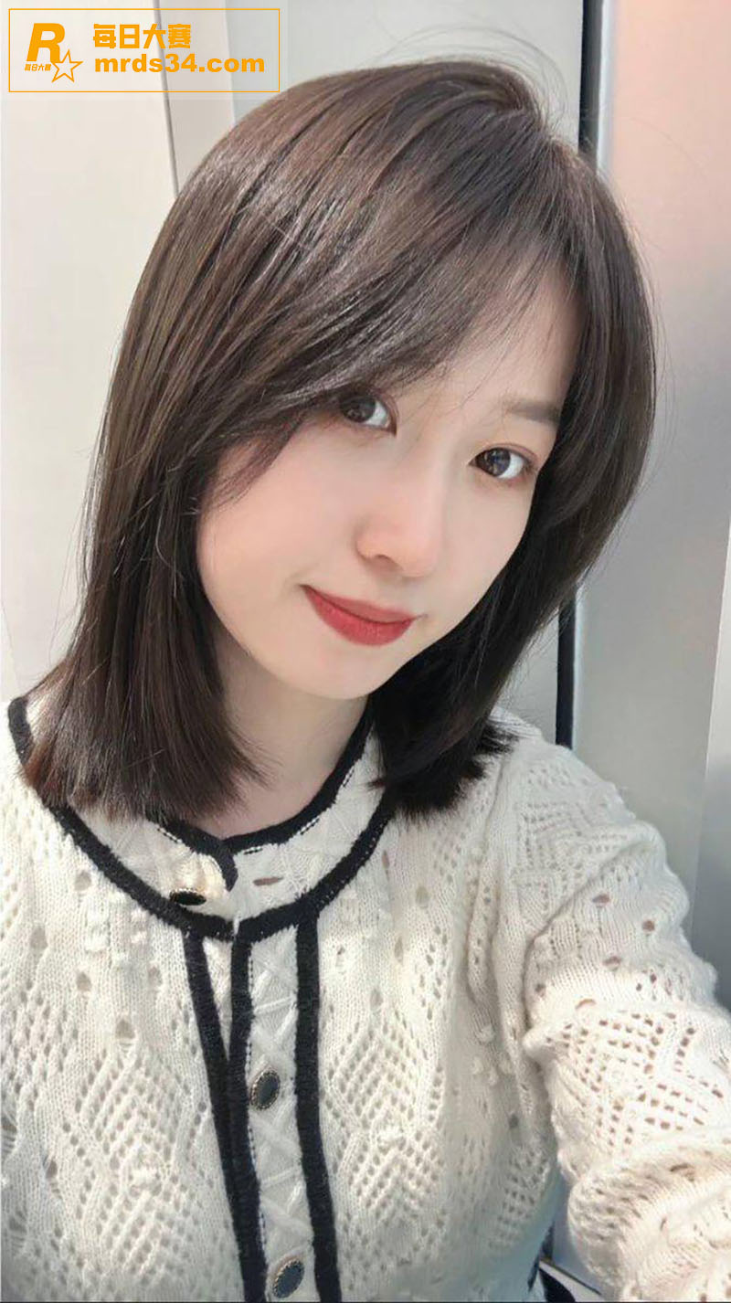 高大肌肉壮小伙约炮美相关图片1