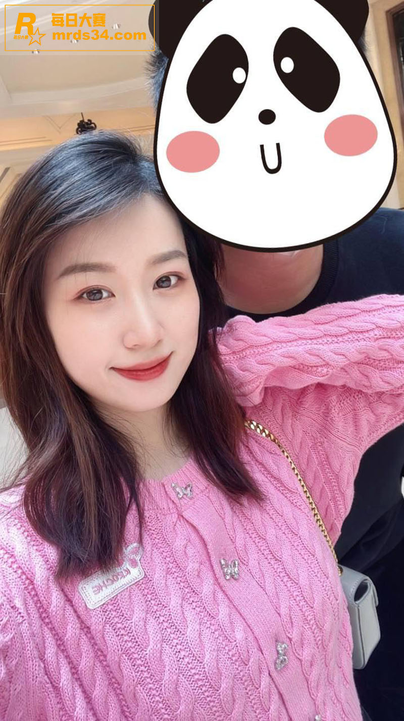 高大肌肉壮小伙约炮美相关图片3