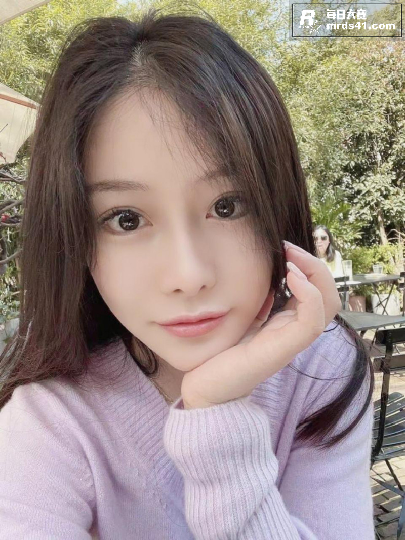 极品大学生反差女友 相关图片1