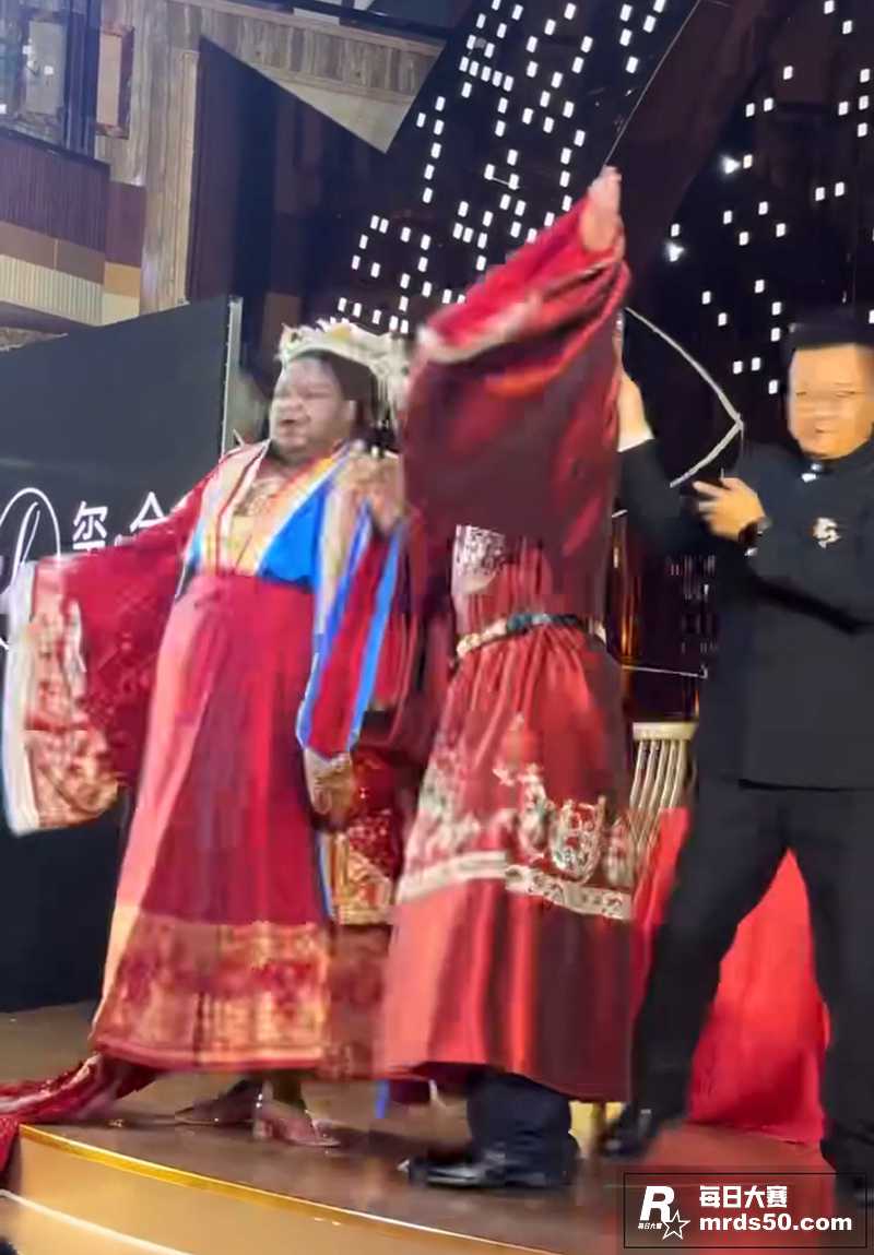 山东小伙娶黑人新娘引相关图片3