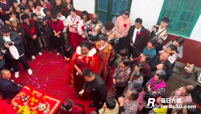 山东小伙娶黑人新娘引相关图片7