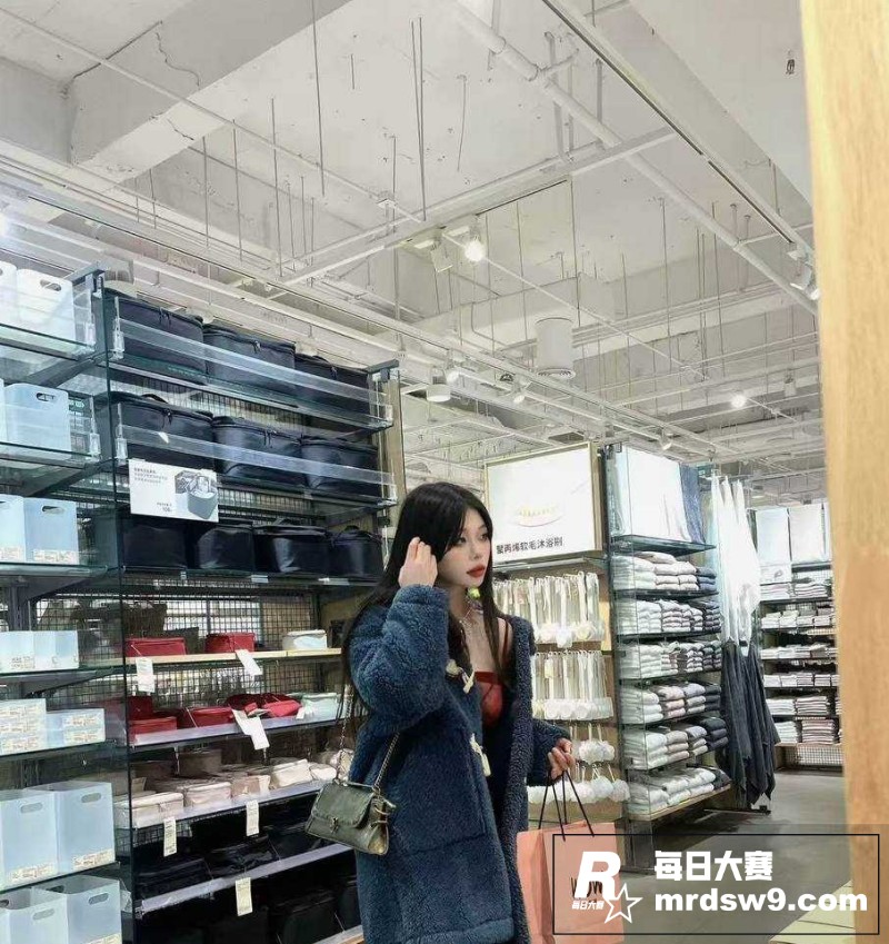 江西极品反差小太妹 相关图片1