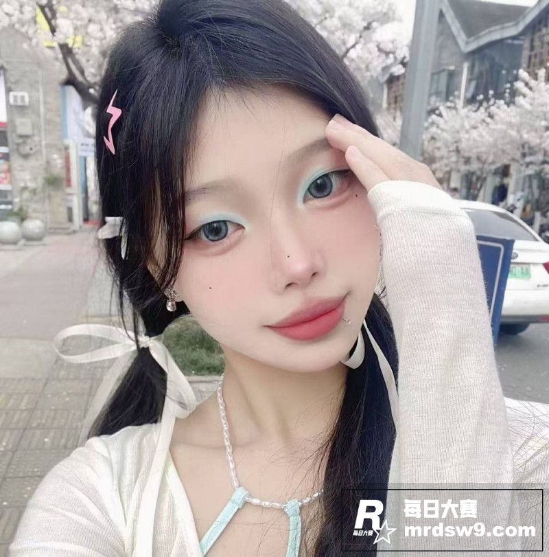 江西极品反差小太妹 相关图片5