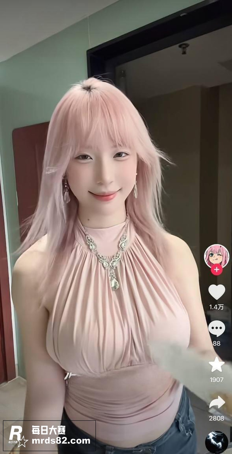 抖音高人气反差少女 相关图片2