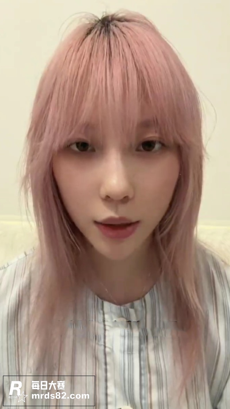 抖音高人气反差少女 相关图片7