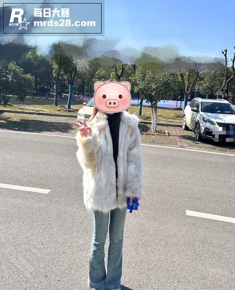 海角社区 丰乳肥臀的相关图片1