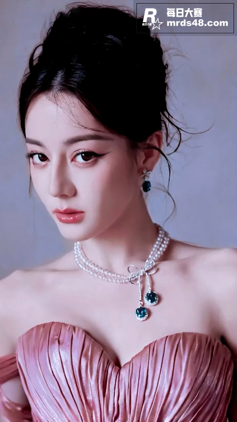AI明星脱衣 20位相关图片7