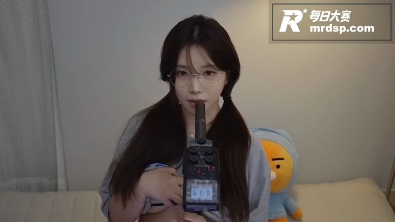 韩国ASMR甜美女神相关图片2
