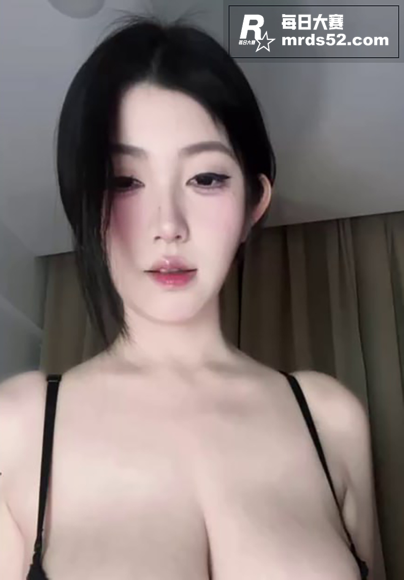 B站魔鬼身材UP主 相关图片2