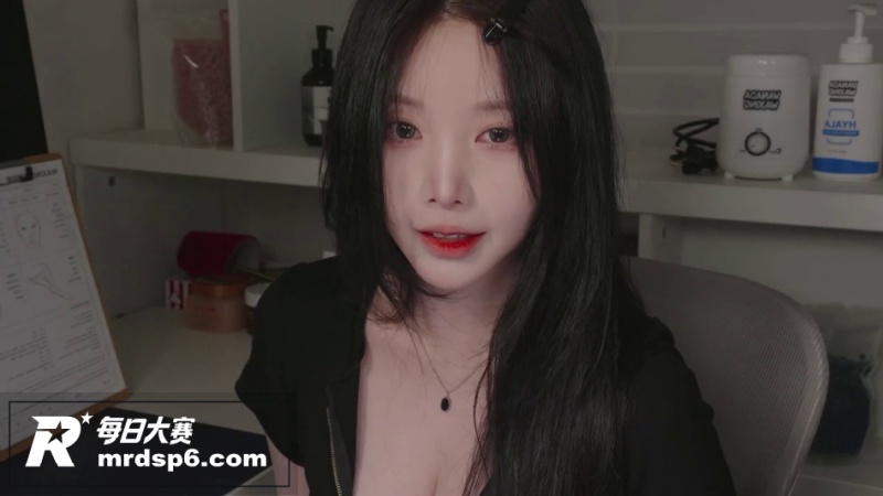 韩国ASMR声控女神相关图片1