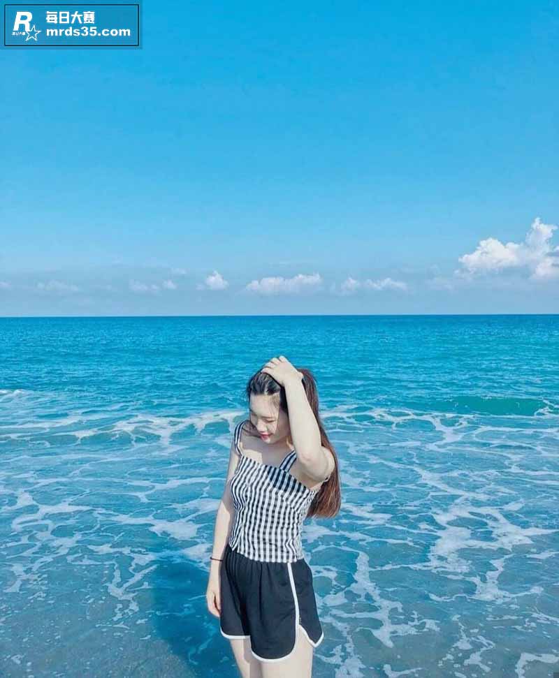 台湾极品D奶少女私密相关图片1