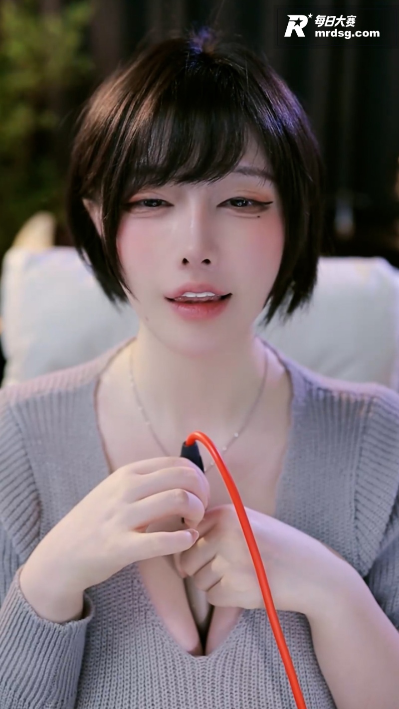 ASMR声控女神 雨相关图片2