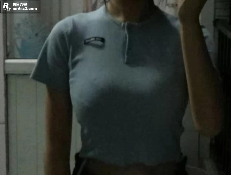 极品巨乳反差学生妹 相关图片3