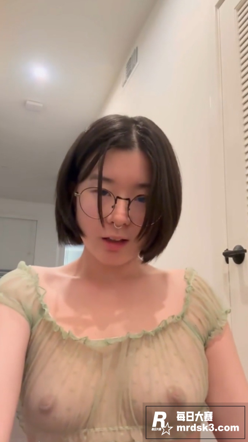 OnlyFans亚裔相关图片2