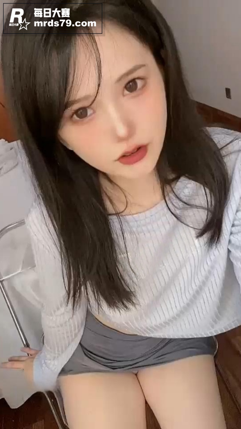 推特极品福利姬 爱莉相关图片4