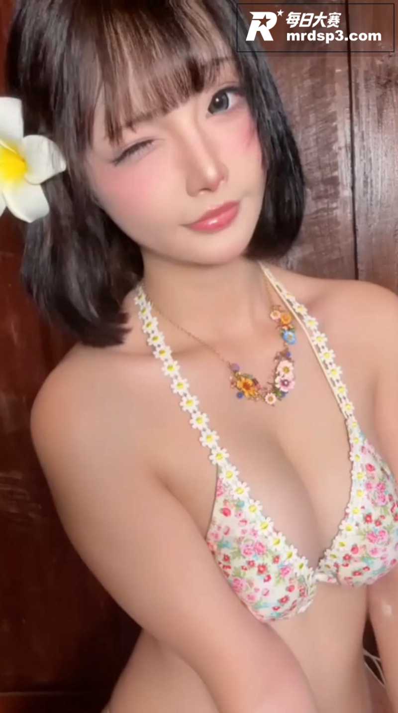 推特高颜值福利姬 y相关图片1