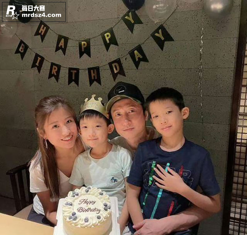 娱乐圈热搜大瓜 洪金相关图片2