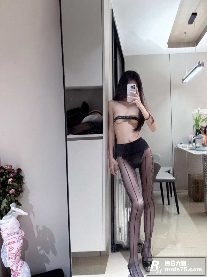 抖音极品网红 妮子 相关图片12