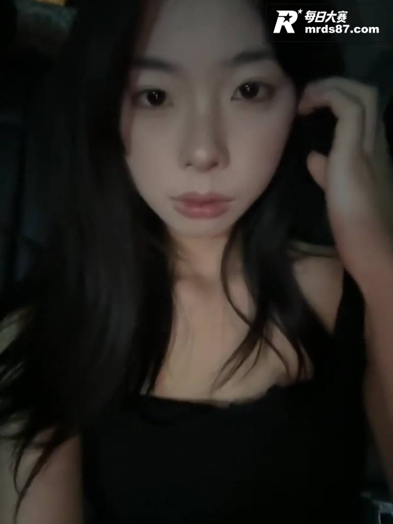 ST站高颜值尤物 A相关图片8